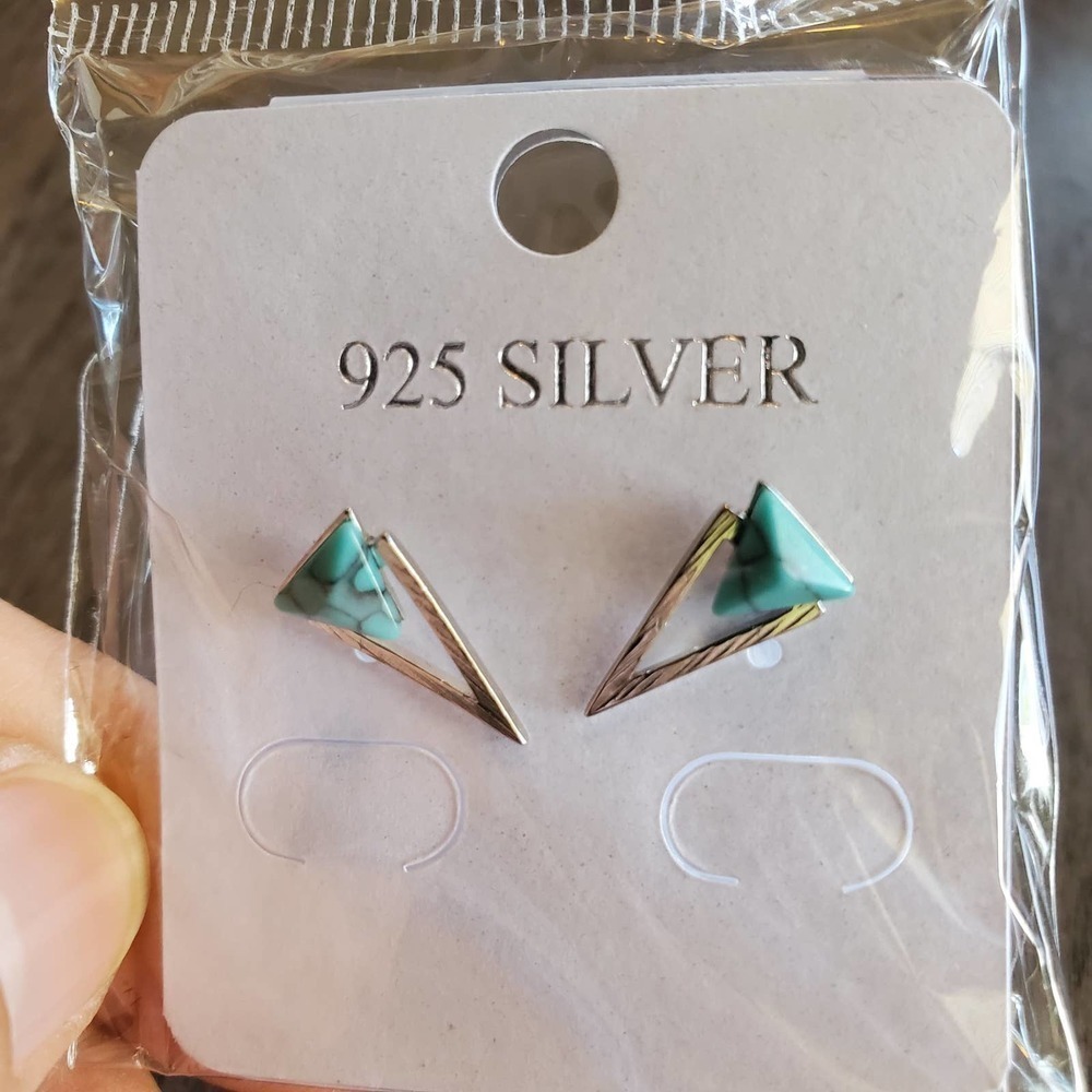14 Karat Gold Plated Turquoise 925 Sterling Silver Diamond Shape Stud Earrings